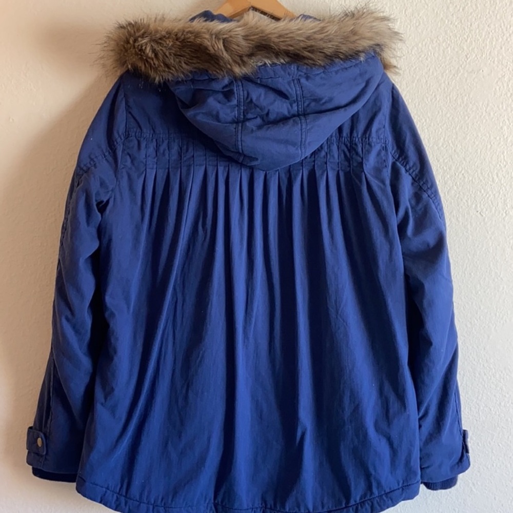 Mossimo coat - Picture 2 of 2
